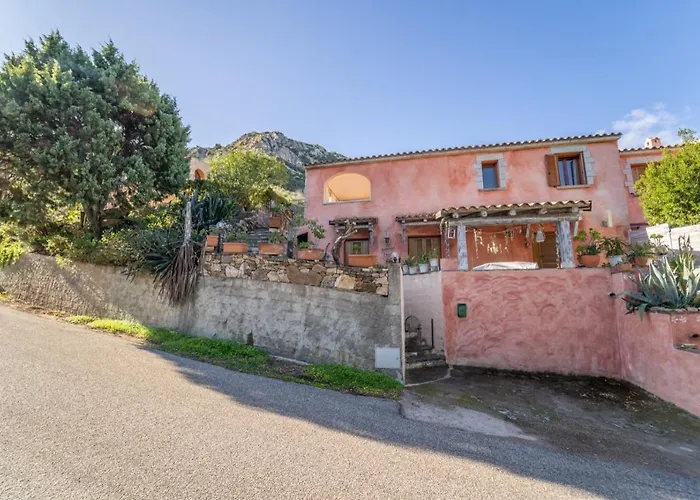 House In San Teodoro Among The Scents Of Sardinia